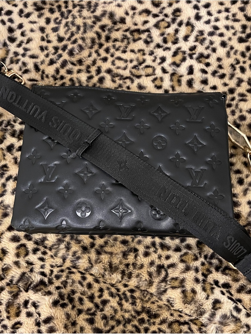 Louis Vuitton Coussin PM Handbag